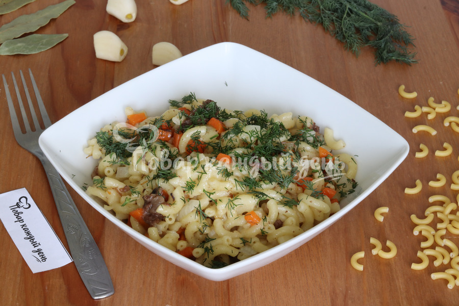 Макароны с говяжьей тушенкой
