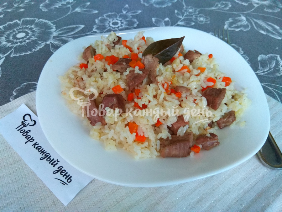 Плов с индейкой в мультиварке