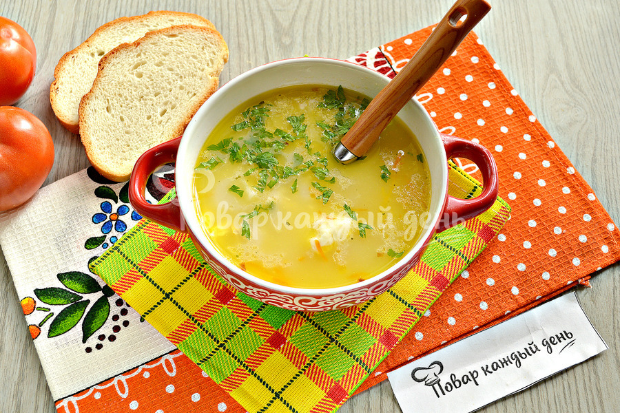 Сырный суп с курицей и рисом
