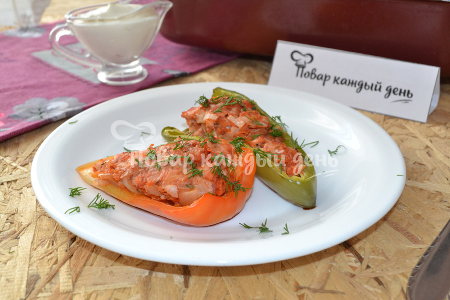 Перец фаршированный куриным филе