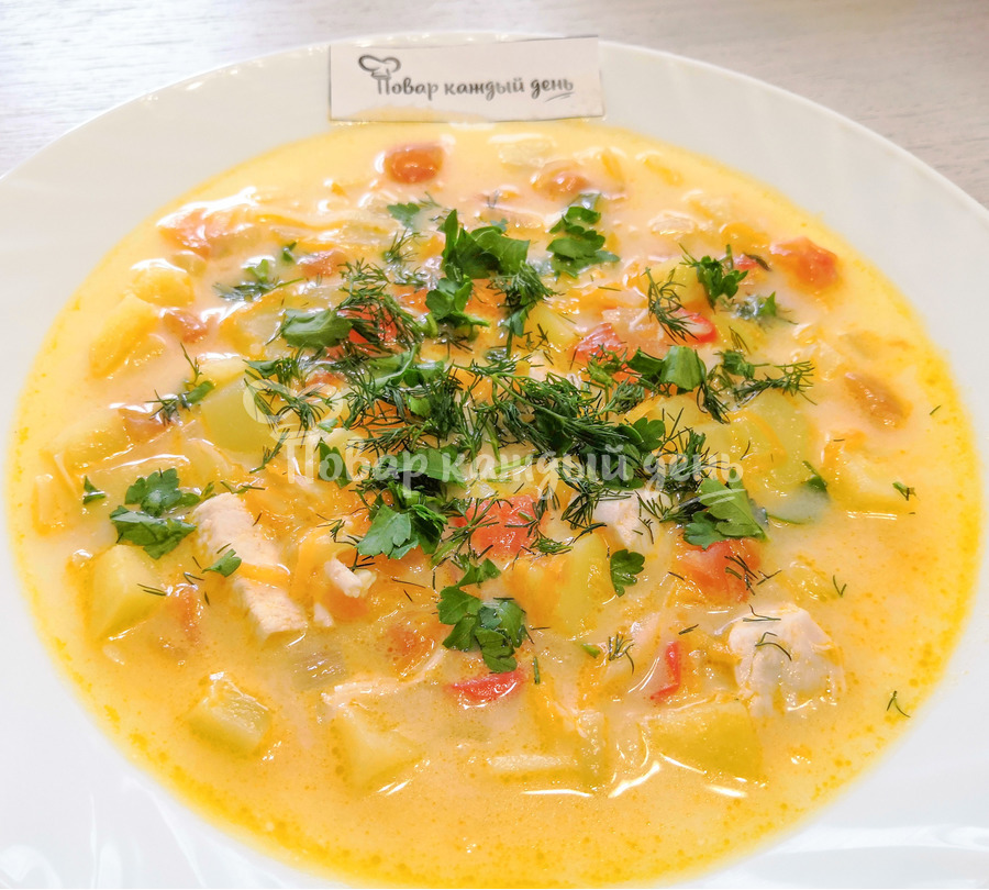 Сырный суп  с курицей и помидорами в мультиварке