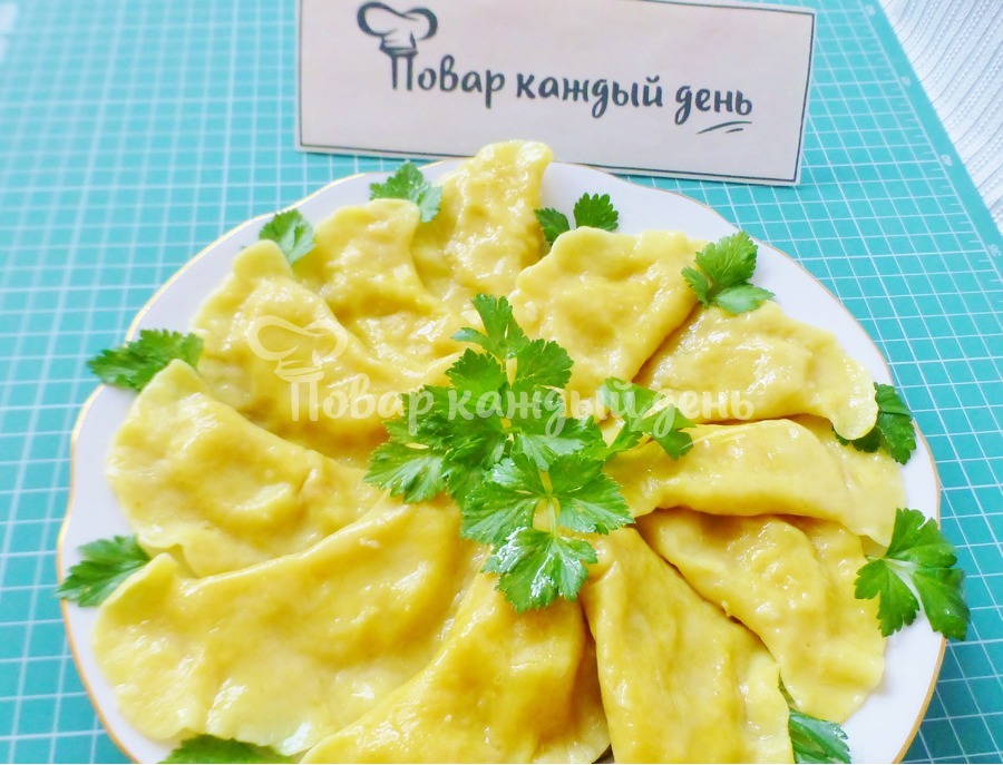 Постные вареники с капустой и картошкой