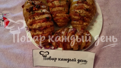 Картошка гармошка запеченная с салом в духовке