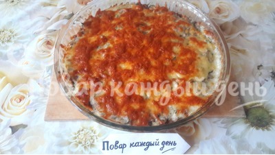 Мусака с картофелем и фаршем под соусом Бешамель
