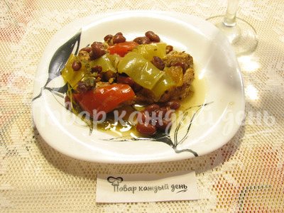 Острая курочка с фасолью по-мексикански
