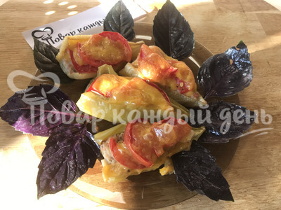 Фаршированный перец половинками в духовке