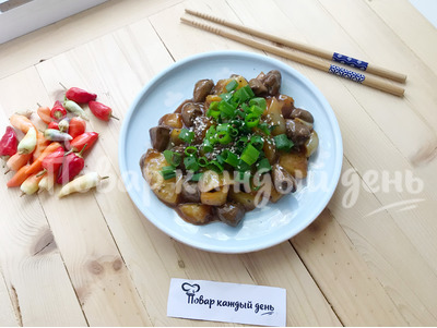 Куриные сердечки под китайским соусом Терияки