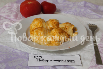 Мясные ёжики с соусом в духовке
