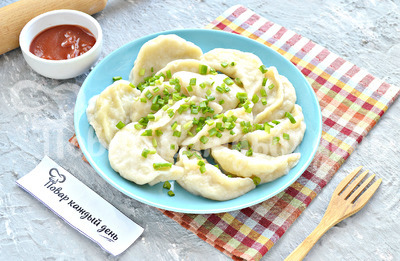 Вареники с картошкой и салом