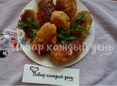 Котлеты птичье молоко с сыром внутри